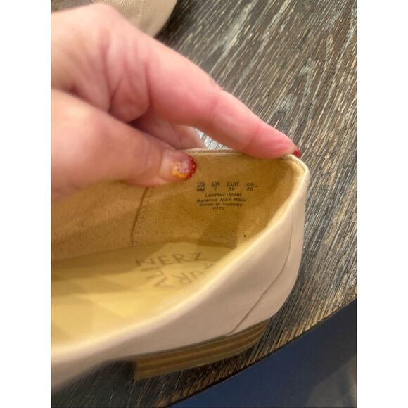 Naturalizer Cream Kit2 Flat Leather Loafers Sz 9 NWOT - Picture 8 of 8